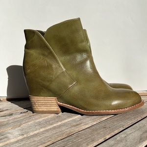Antelope Slip-on Wedge Booties